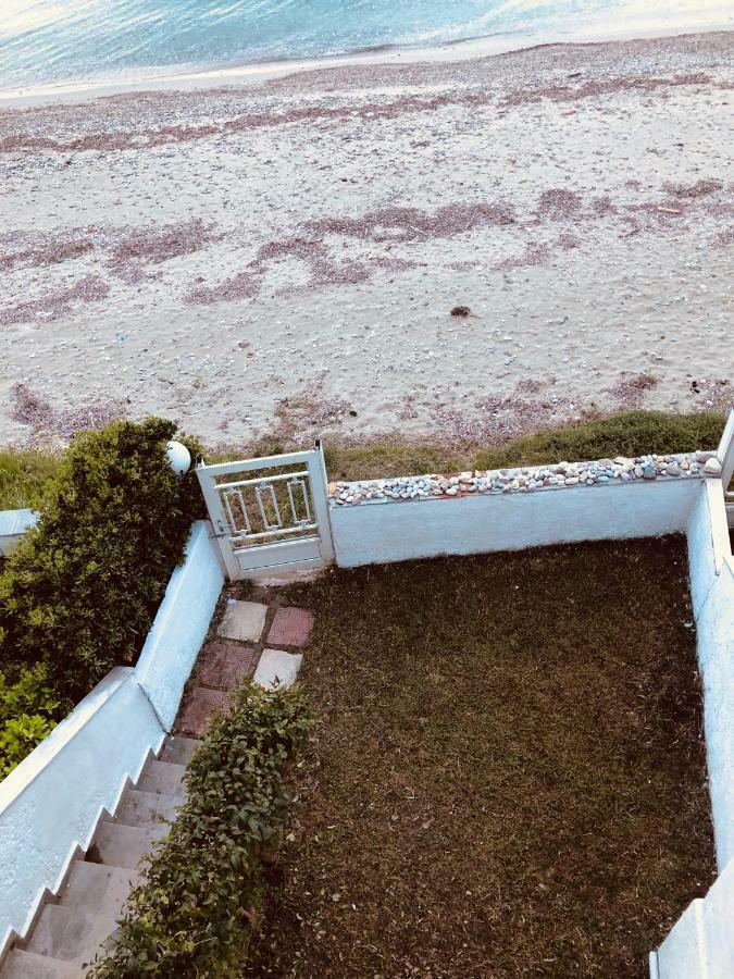 Seafront Maisonette In Foúrka Eksteriør bilde